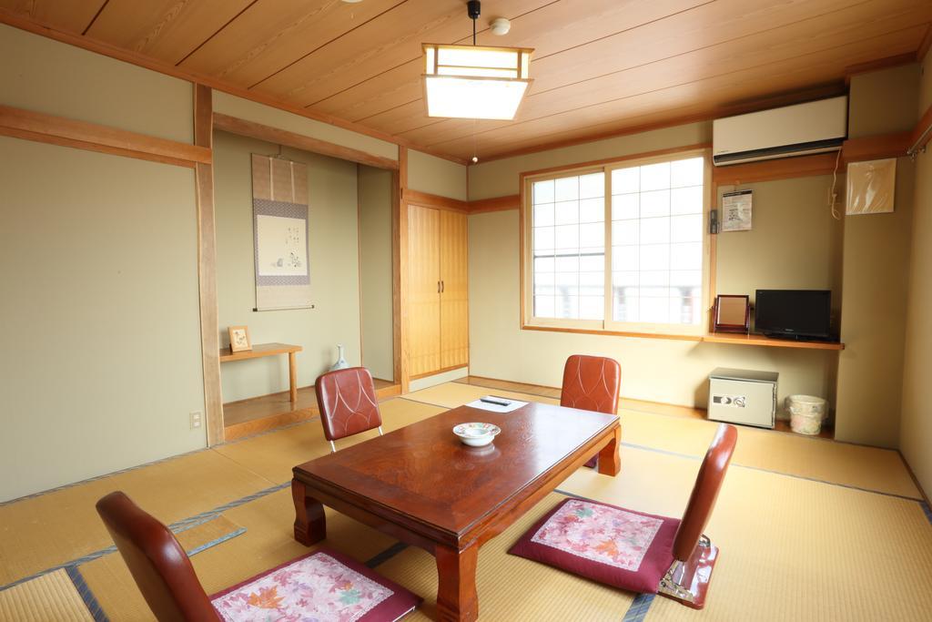 Resort Inn Chiharu 野沢 客房 照片